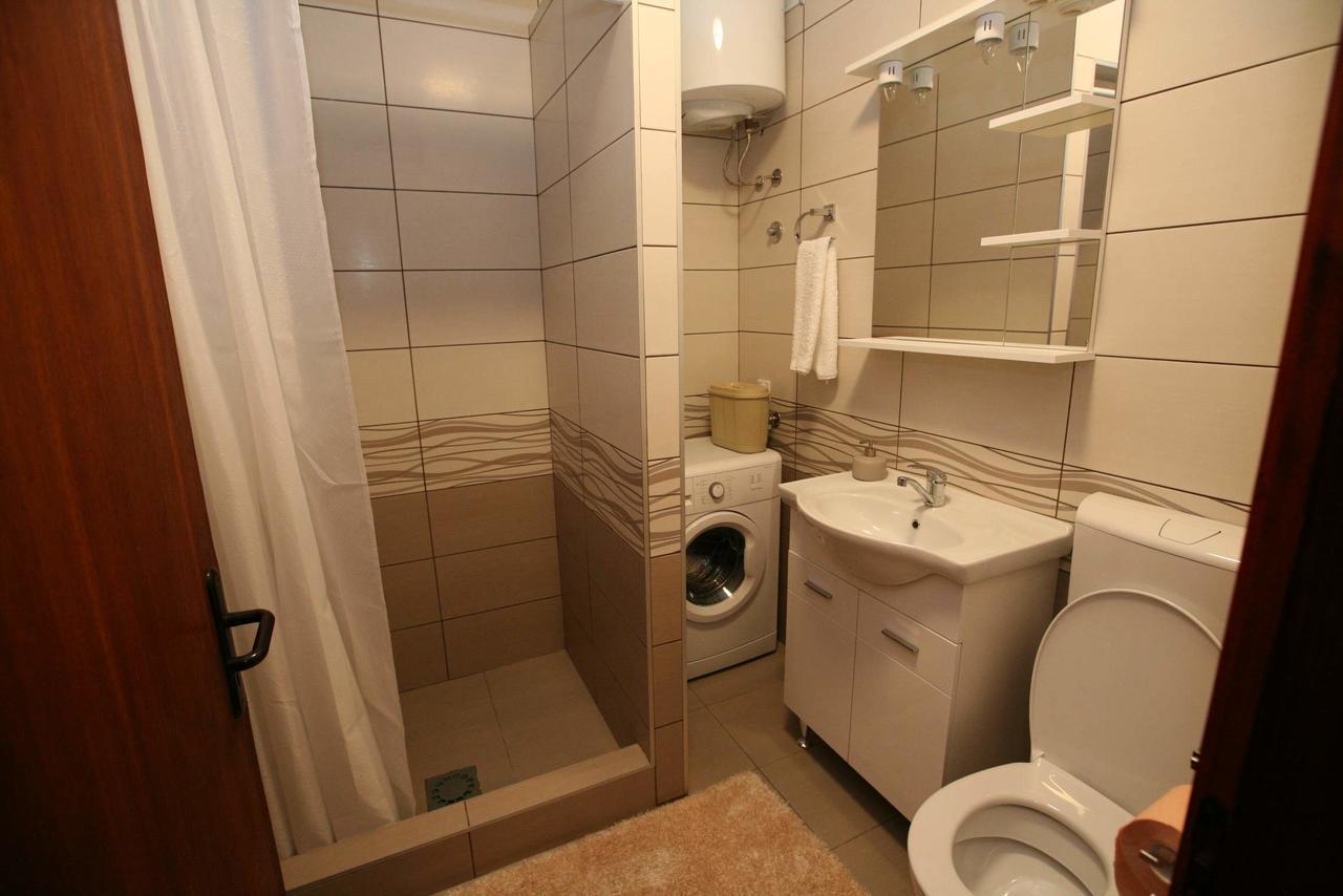 Momentera Apartments コトル エクステリア 写真