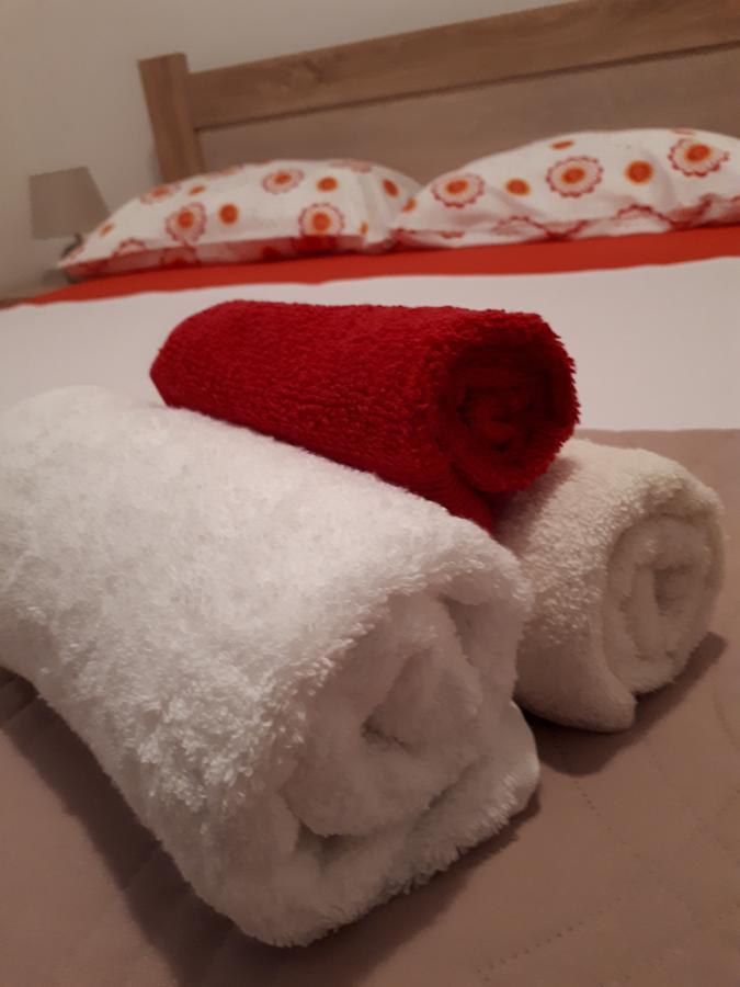 Momentera Apartments コトル エクステリア 写真
